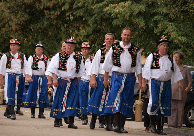 Rohatecký mužský kroj