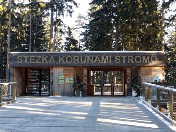 Vstup na Stezku korunami stromů